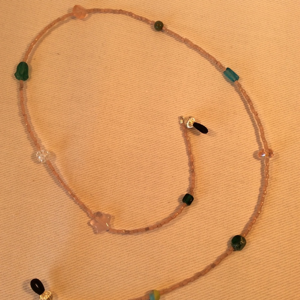 Pinkish beaded eye glass chains